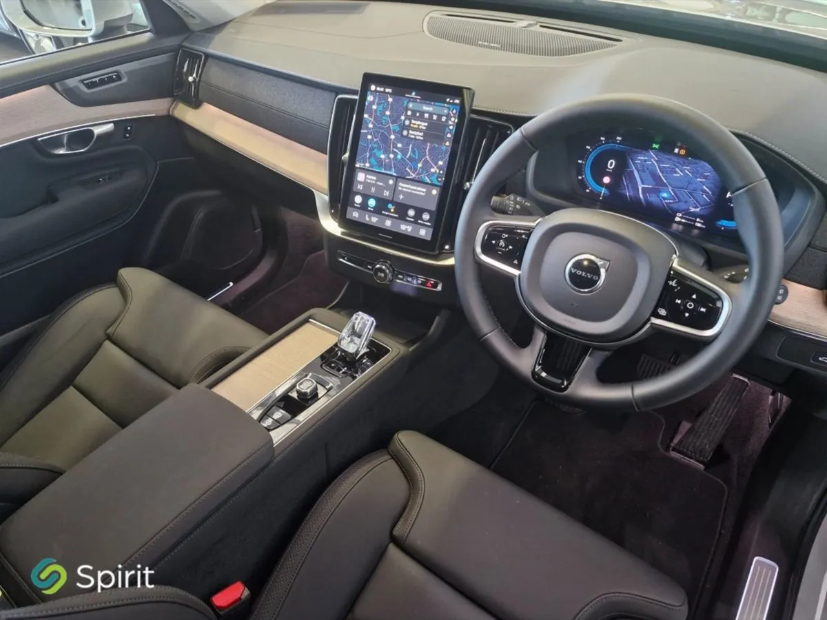 Volvo XC90 T8 Phev AWD Plus Bright - New Model - Image 4
