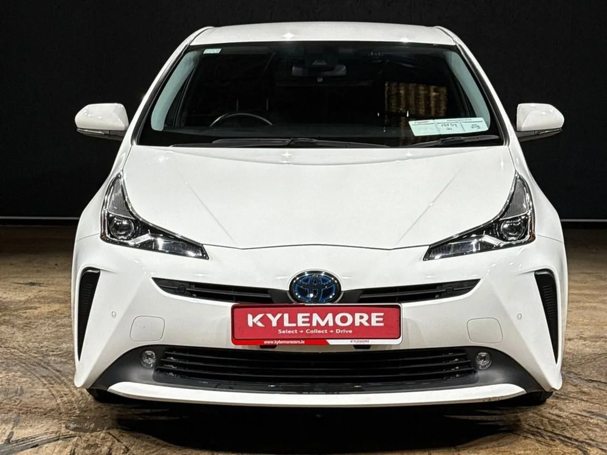 Toyota Prius 1.8 Hybrid Automatic - Facelift - Cr - Image 3