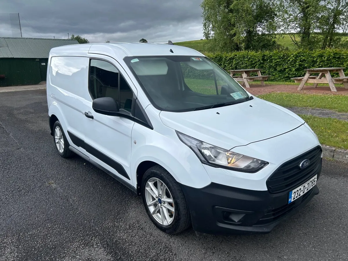 2023 Ford transit connect, 3 seater, only 31k - Image 1