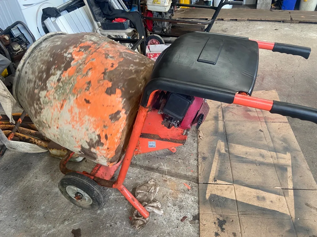 Petrol Cement mixer - Image 2
