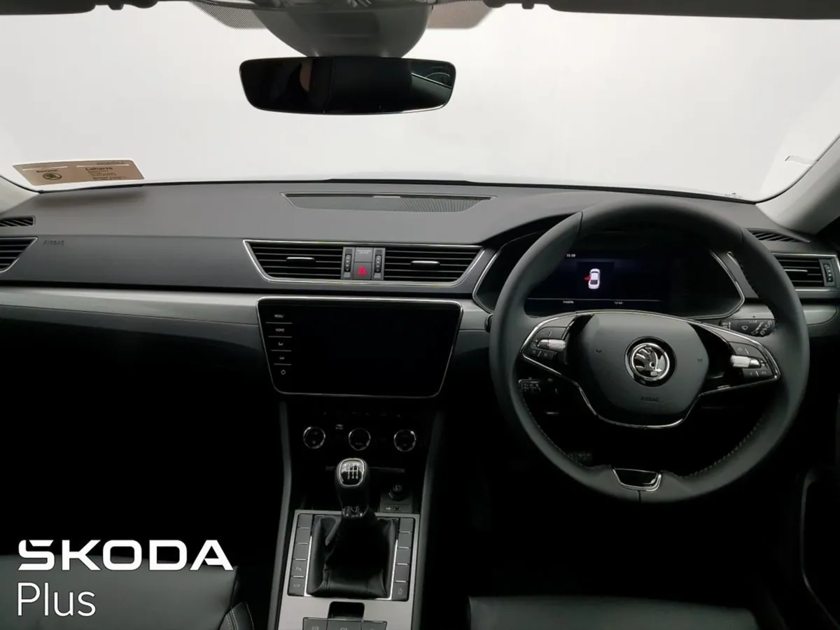Skoda Superb Style 2.0tdi 150HP - Image 4