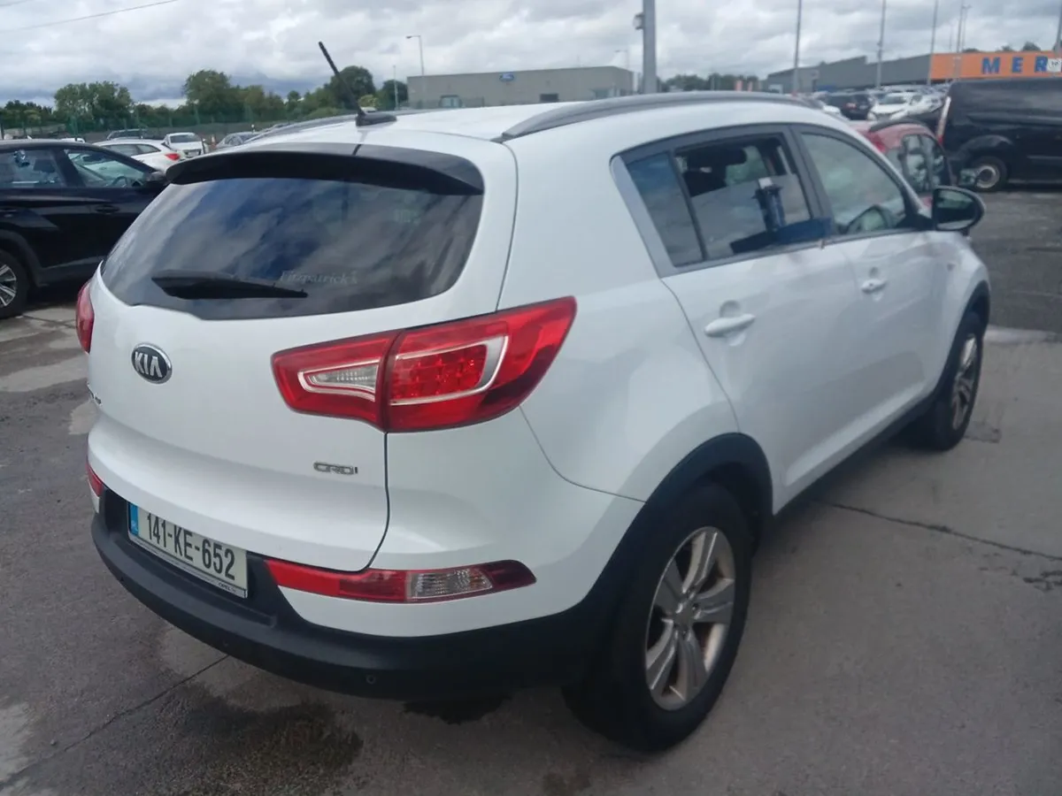 Kia Sportage 1.7 LXE - Image 4