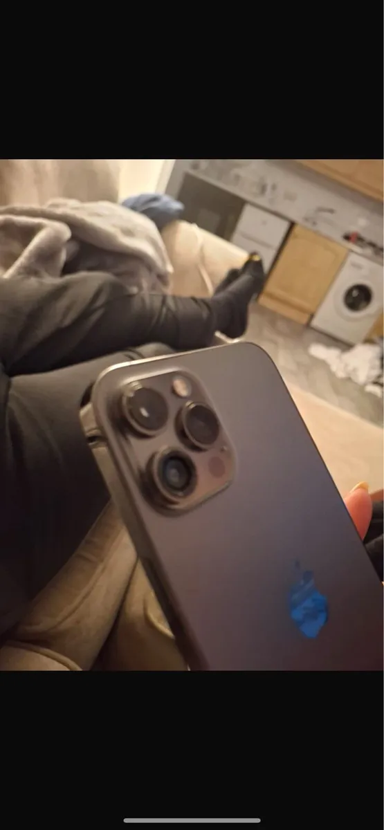 iPhone 12 Pro Max - Image 3