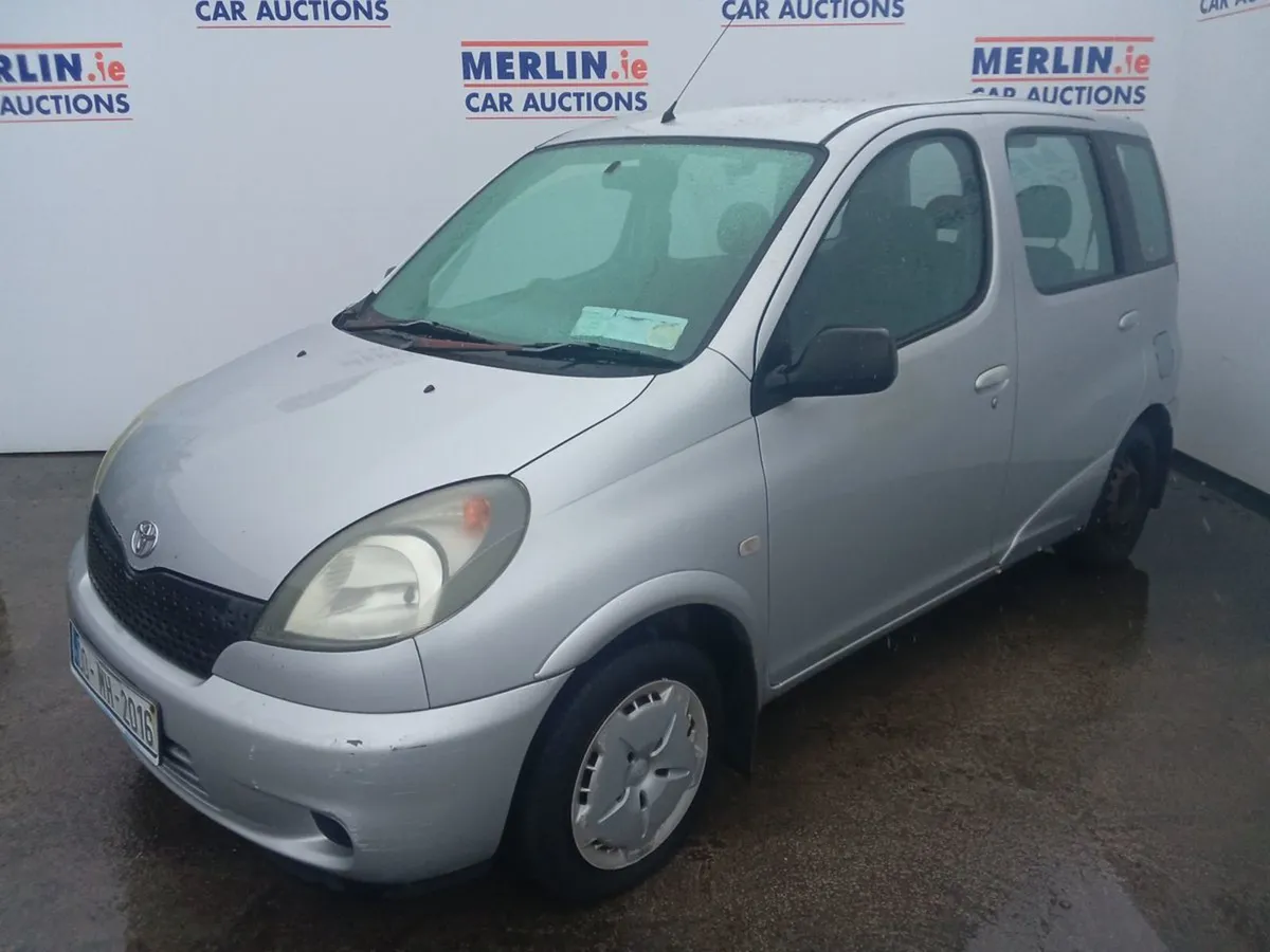 Toyota Yaris Verso 1.3 Luna - Image 3
