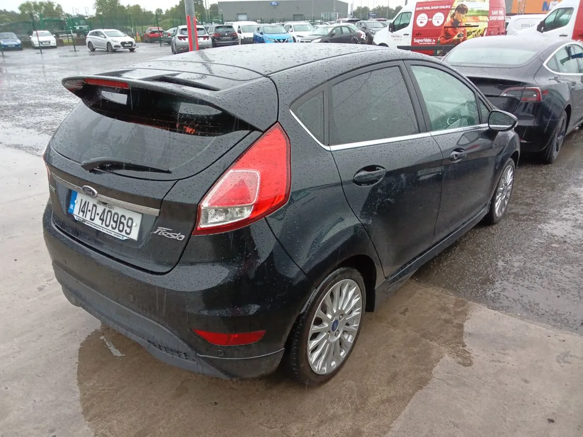 Ford Fiesta 1.0 Zetec Ecoboost 100P - Image 4