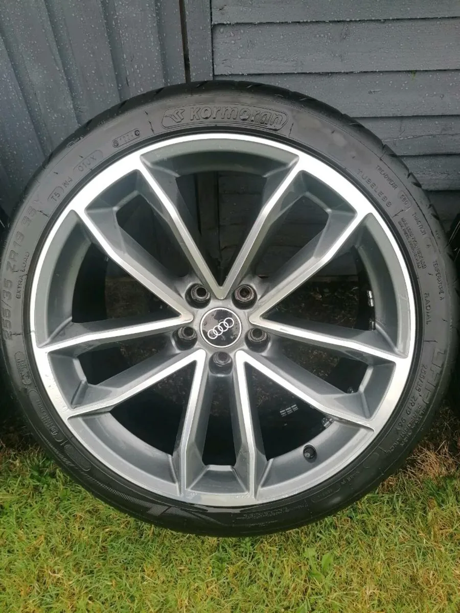 Genuine Audi 19" Alloys - Image 3