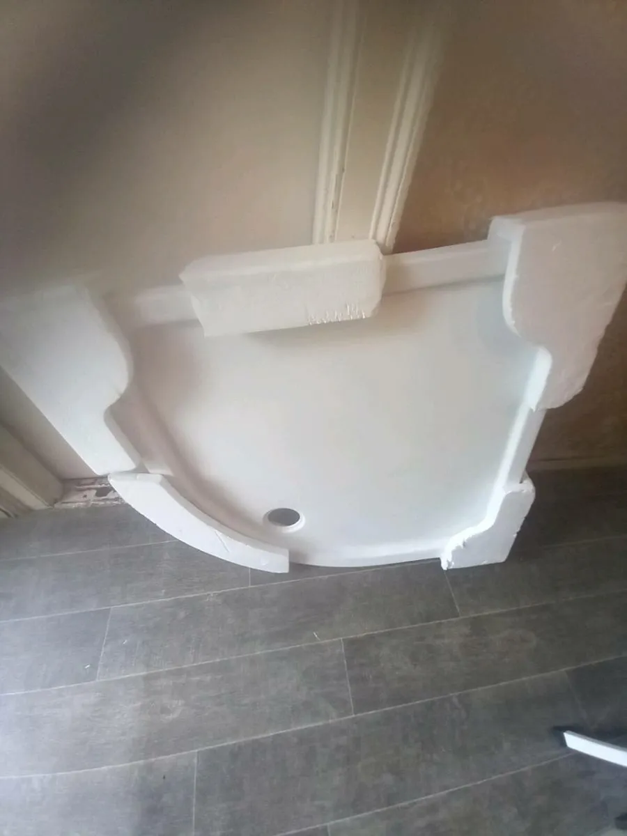 Quadrant Shower Tray - Image 1