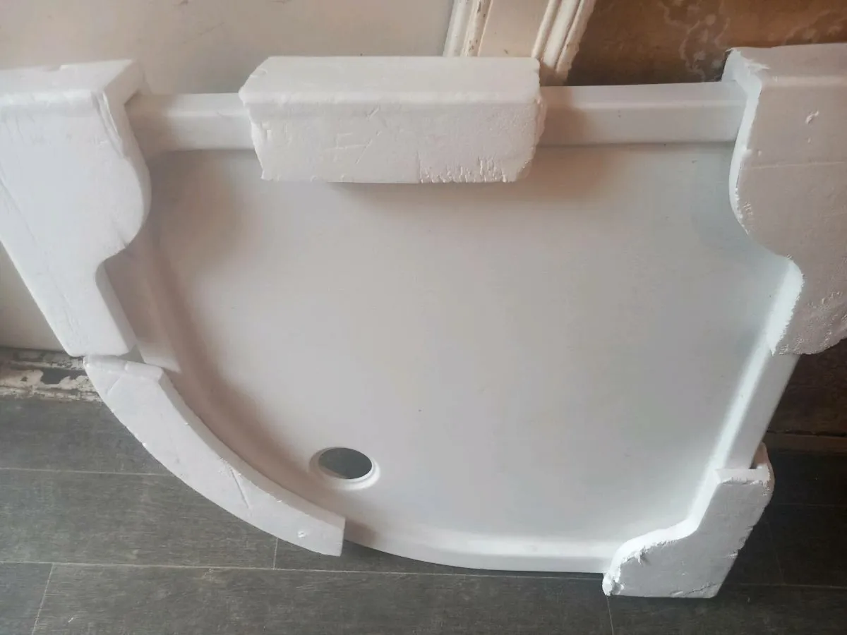 Quadrant Shower Tray - Image 2