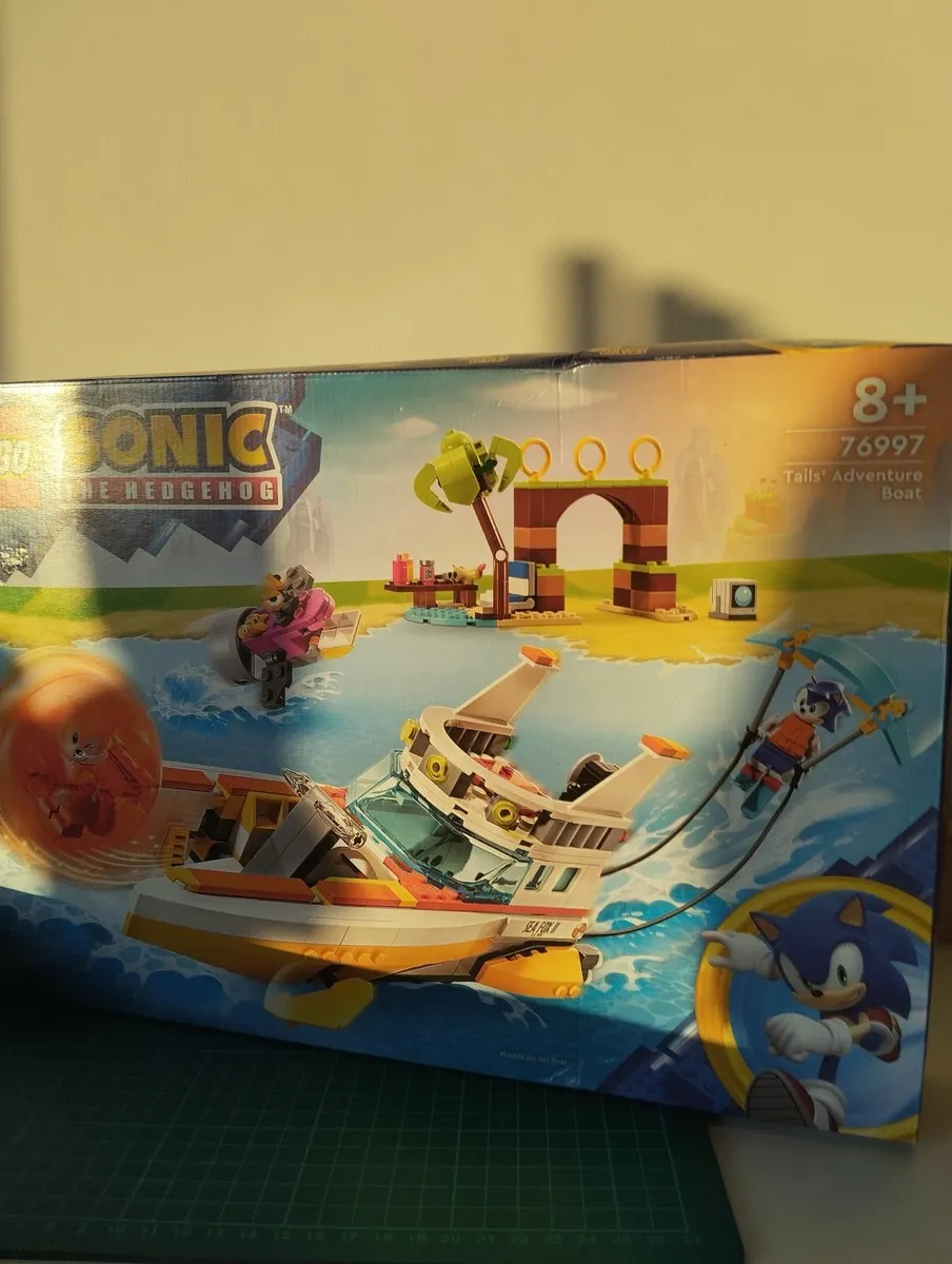 LEGO Sonic the Hedgehog Set 76997 - Image 2