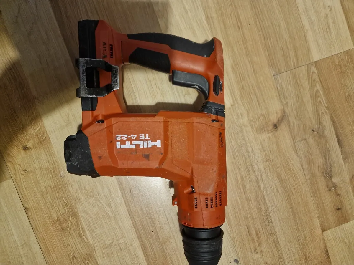 Hilti HAMMER DRILL TE4 - Image 3