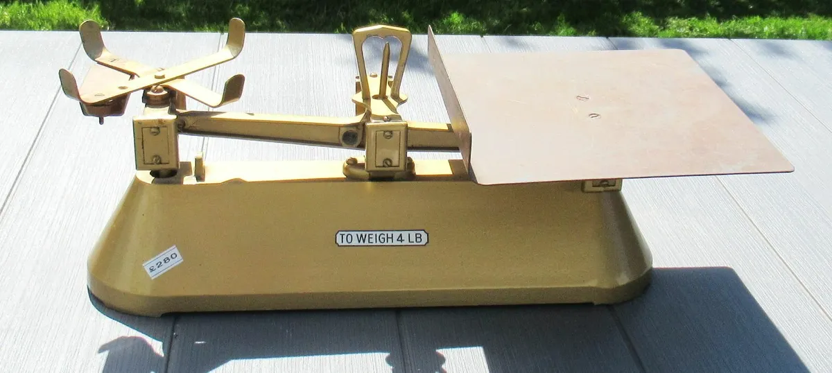 Antique Bankers weighing scales GOLD Vintage RARE - Image 2