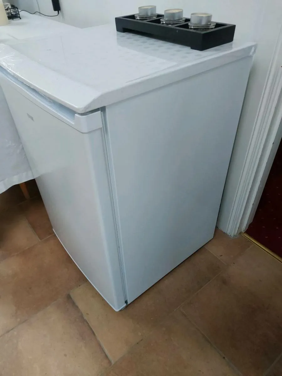Fridge - Image 2