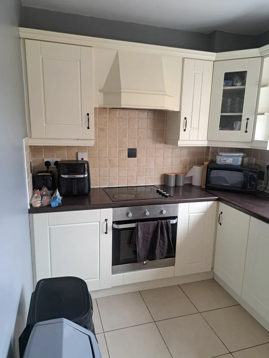 Kitchen - Image 2