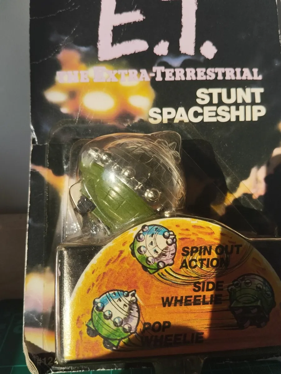 E.T. The ExtraTerrestrial Stunt Spaceship Vint 82 - Image 4
