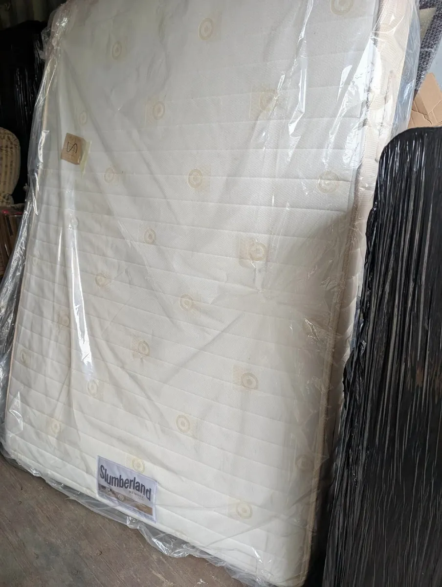 Mattresses and beds - Image 1