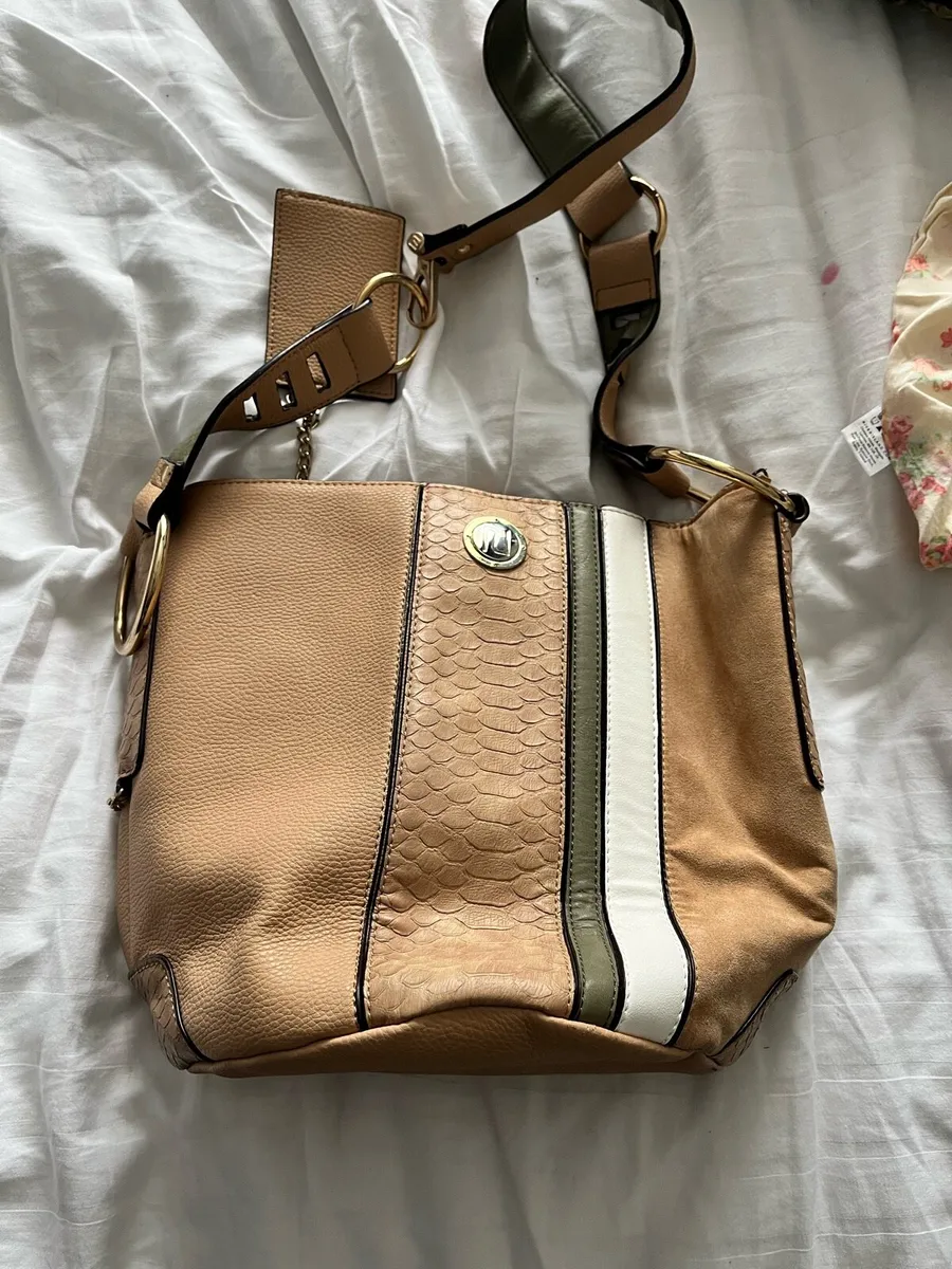 River island bag - Image 1