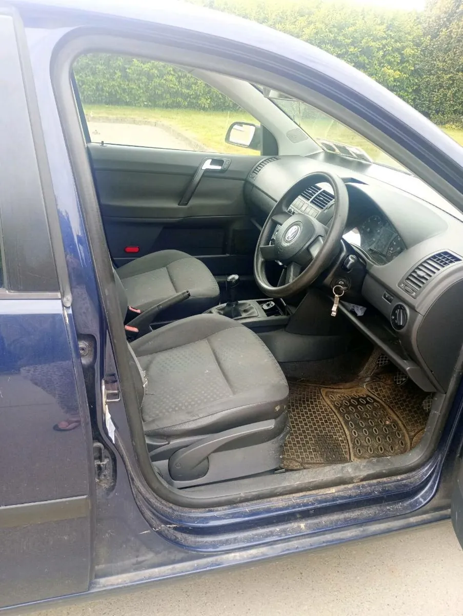 Car - Image 1