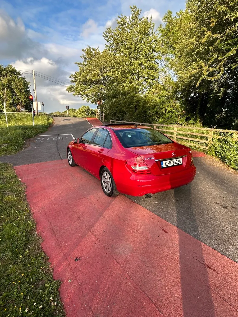 Mercedes c200 Sunroof - Image 2