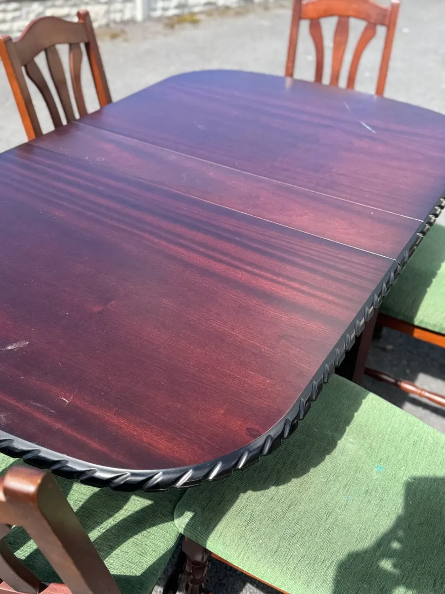 Dining Table with 6 chairs - Image 2