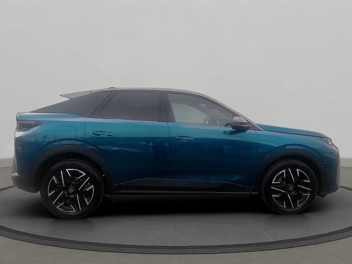 Peugeot 3008 Hybrid 2025 - Image 4