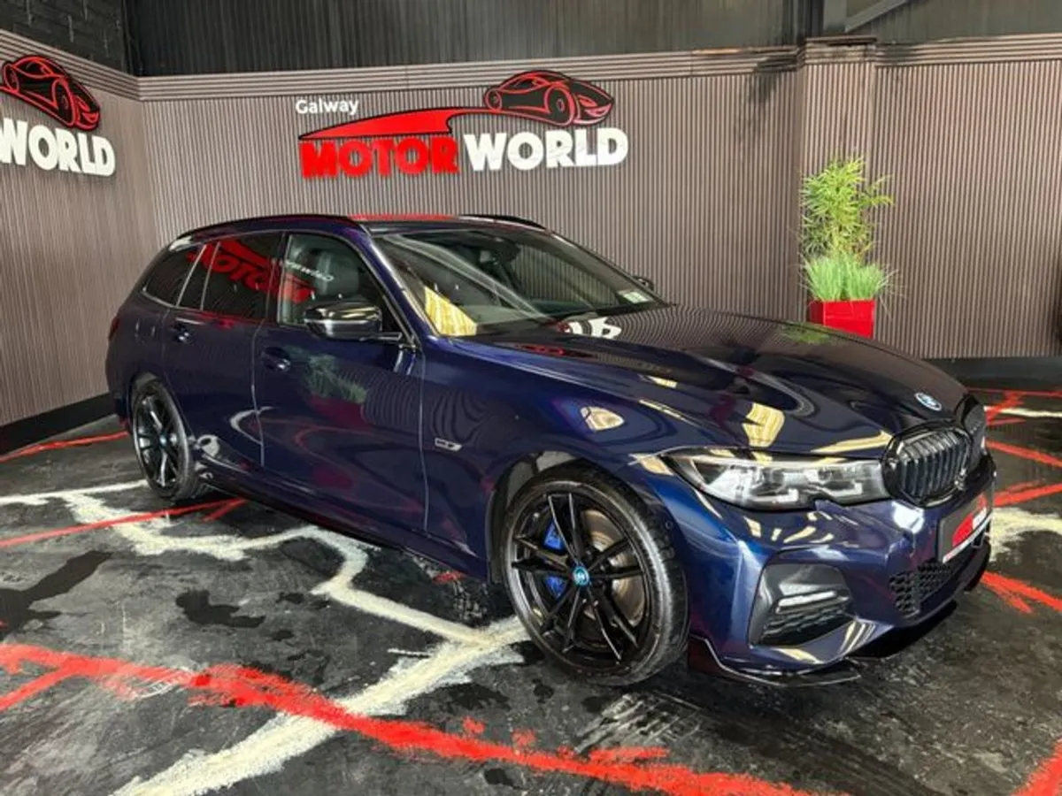 BMW 3 Series 330 G21 E M Sport PRO Edition 5DR - Image 1