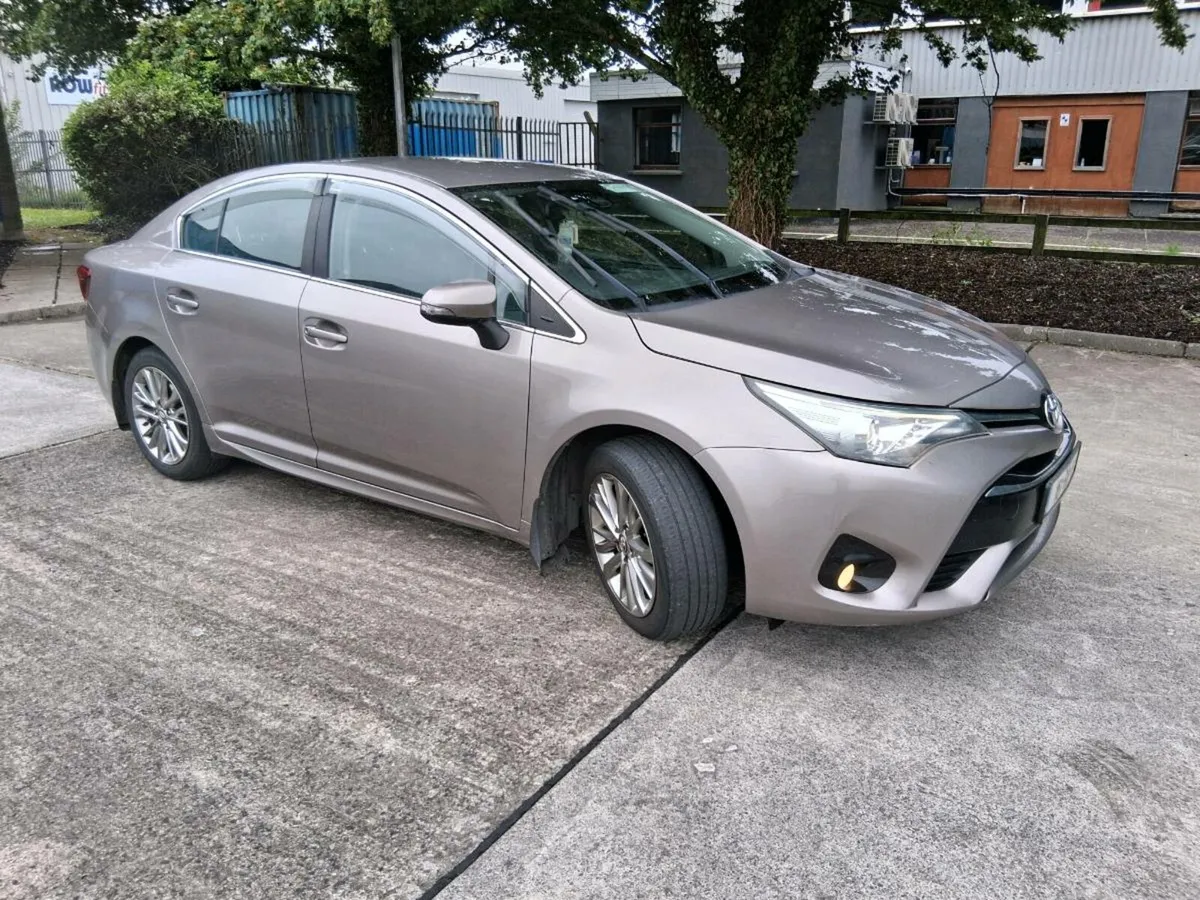 2016 Toyota Avensis long nct - Image 1