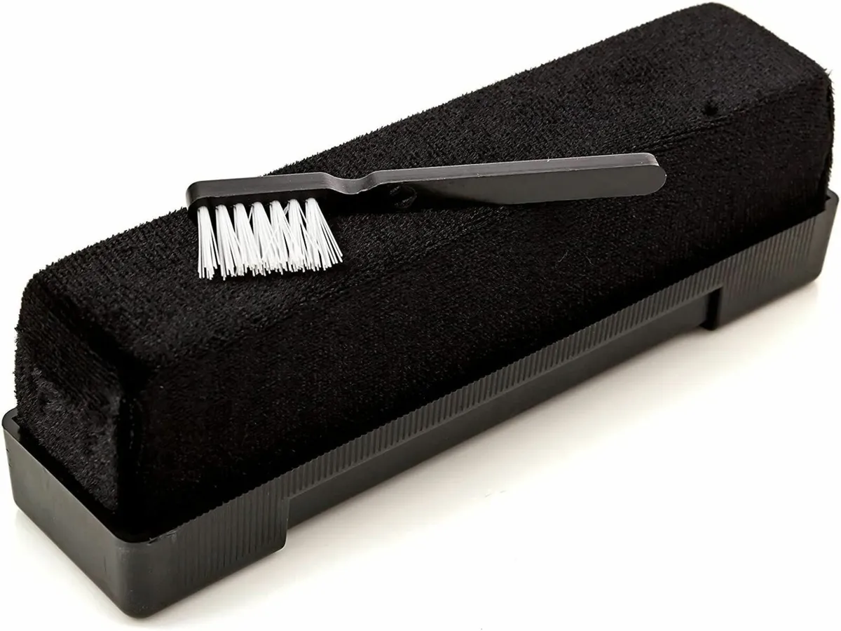 Vinyl Record Velvet Cleaning Brush Use WET or DRY - Image 1