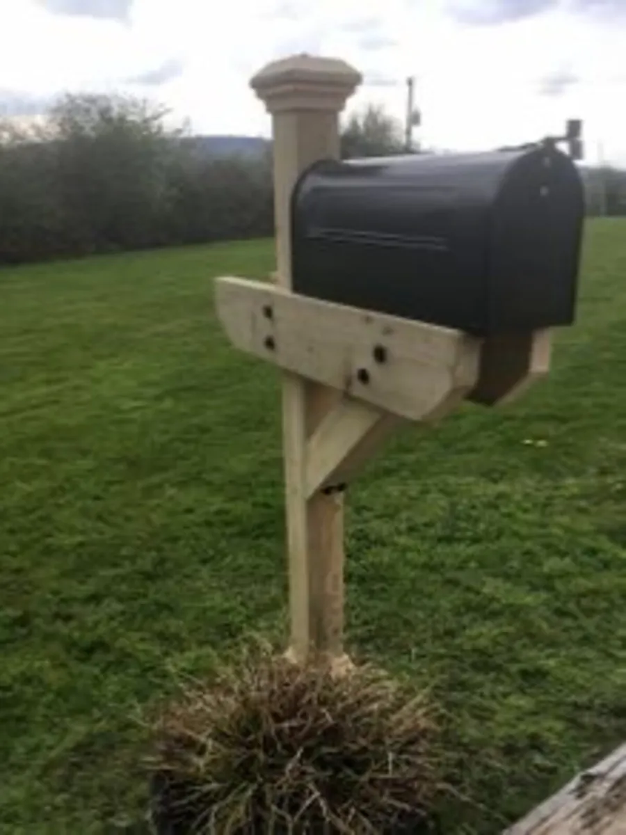 Post box - Image 2