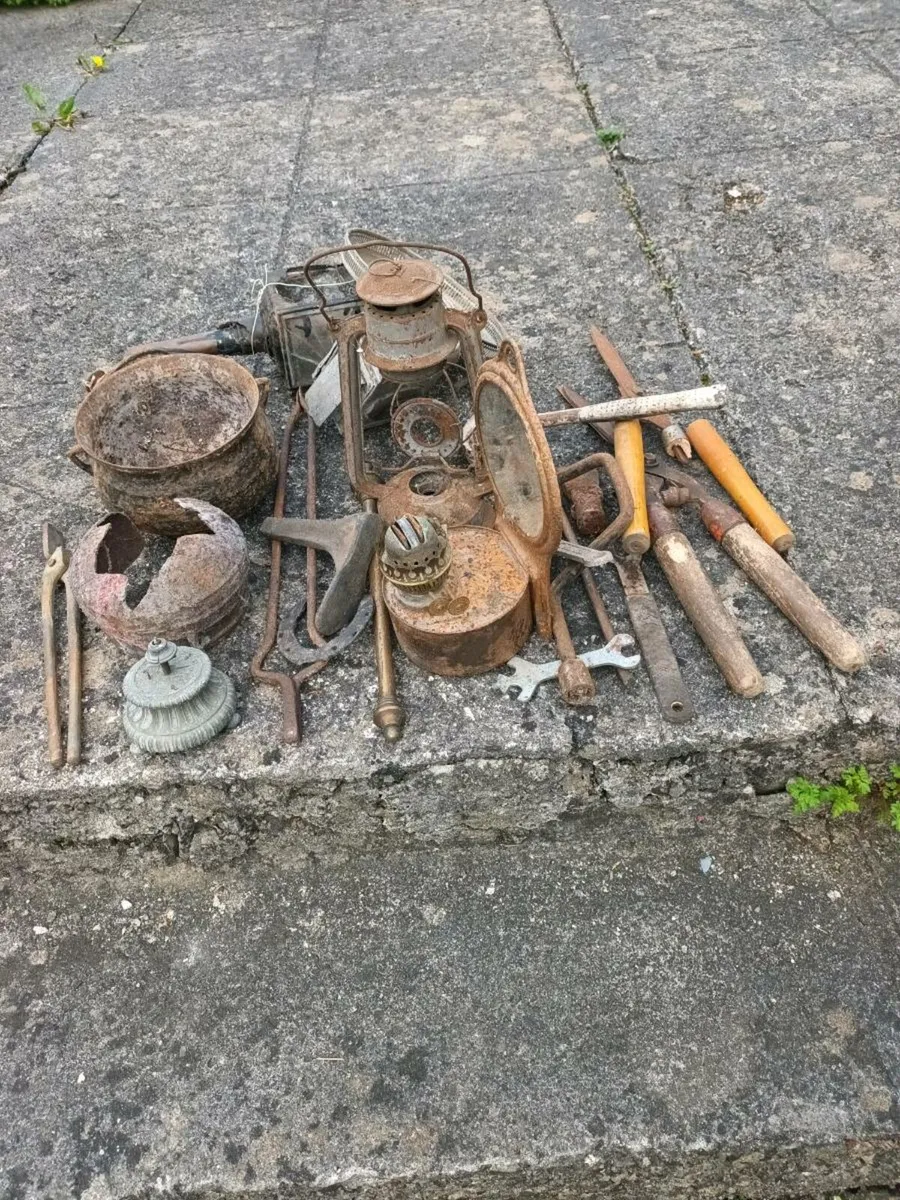Miscellaneous Items - Image 4