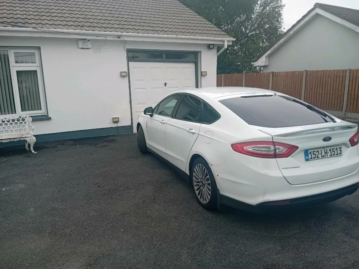Ford mondeo nctd and taxed low milage - Image 3