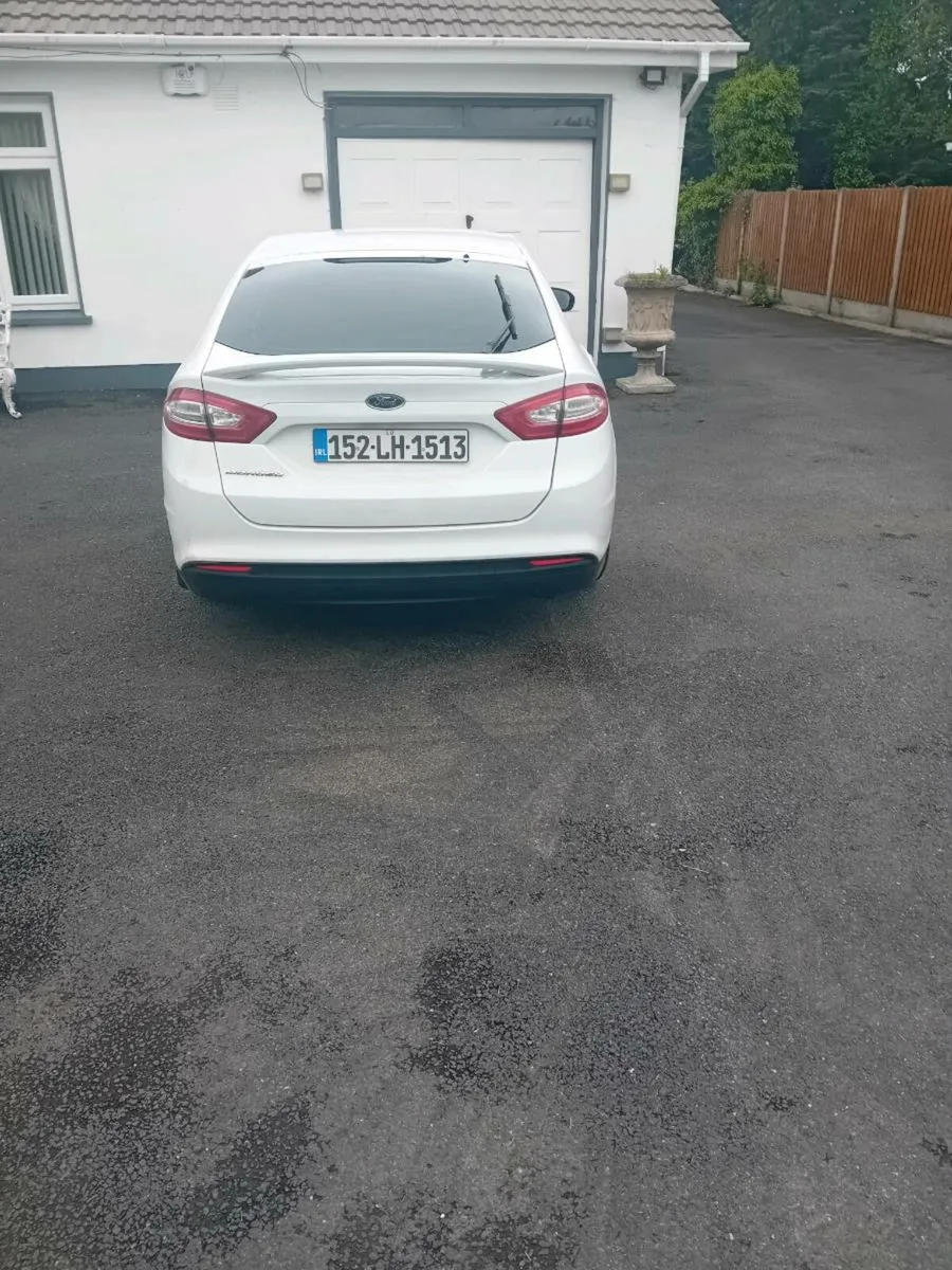 Ford mondeo nctd and taxed low milage - Image 4