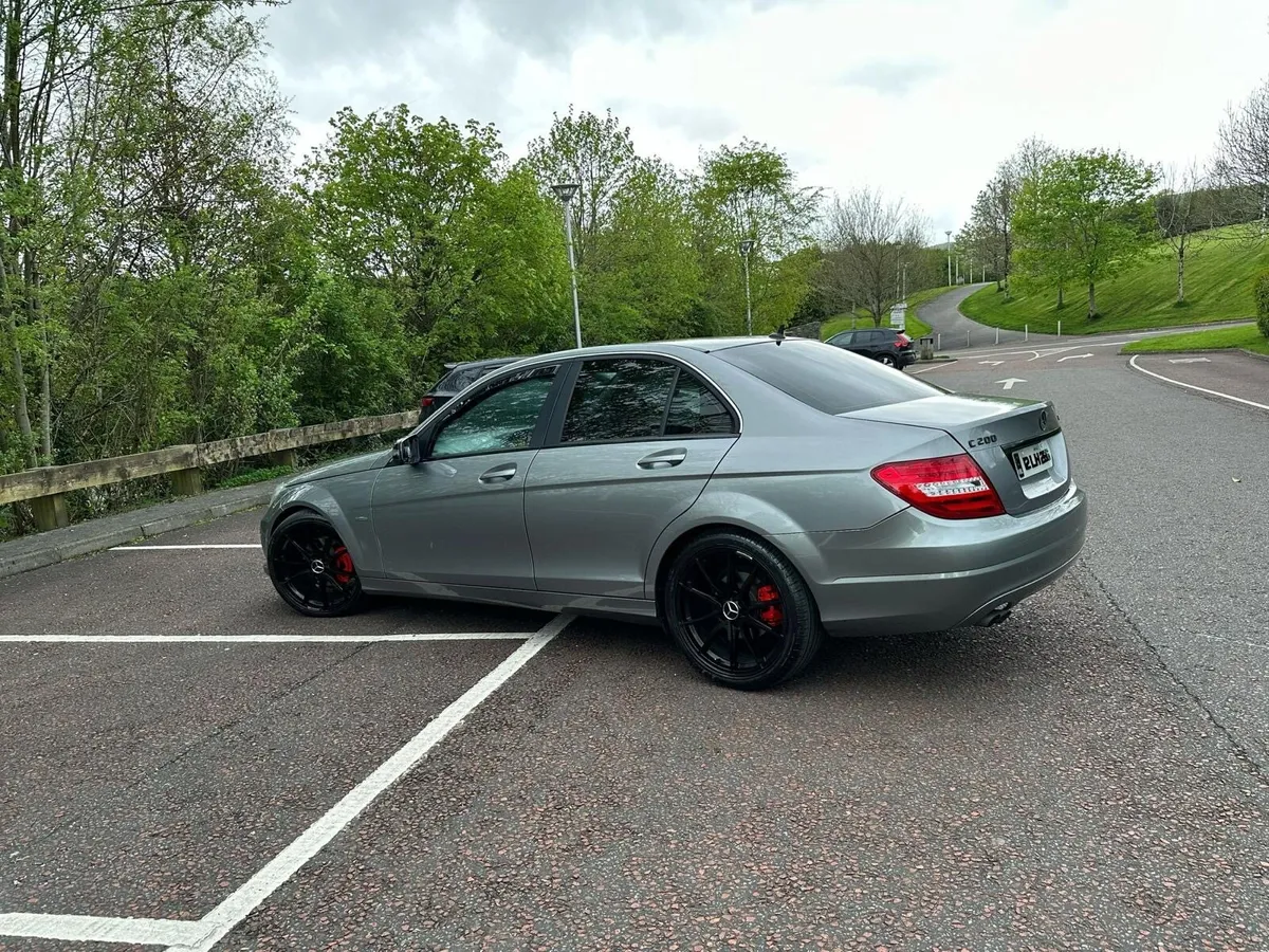 2012 Mercedes Benz C Class C200 2.1L - Image 4