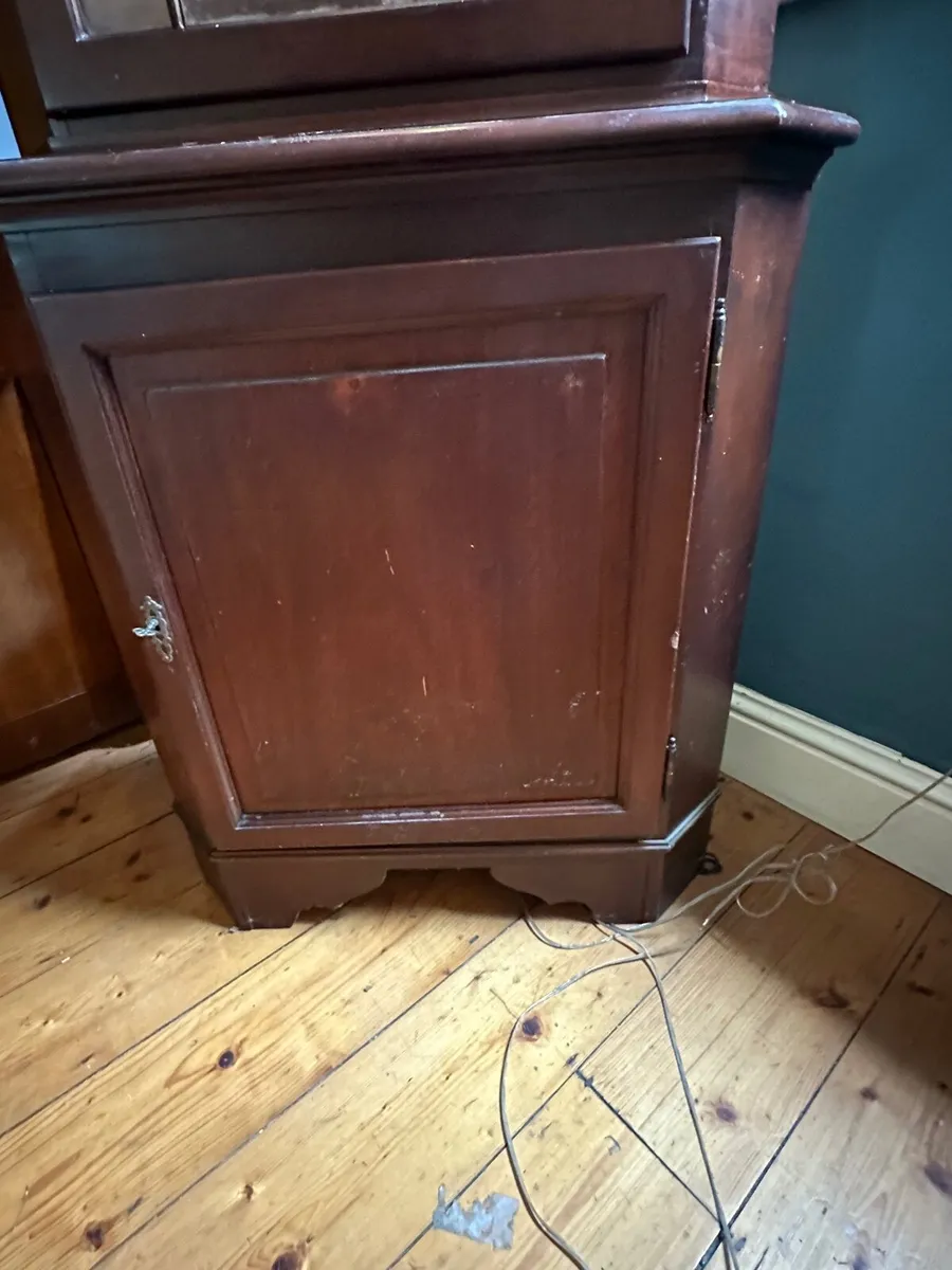 Furniture - Image 4