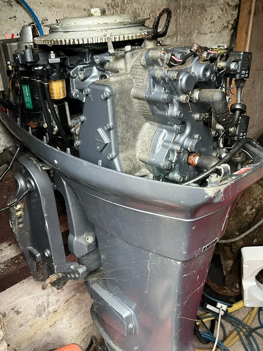 55hp yamaha 2 stroke - Image 3