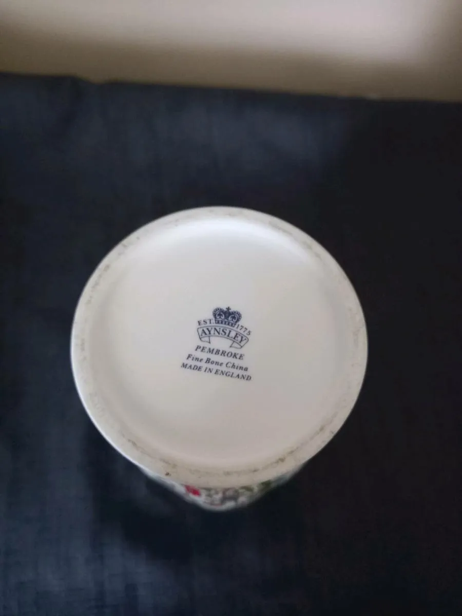 Aynsley China Vases - Image 2