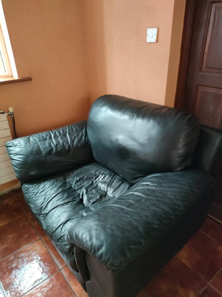 3 seater sofa + armchair - Image 3