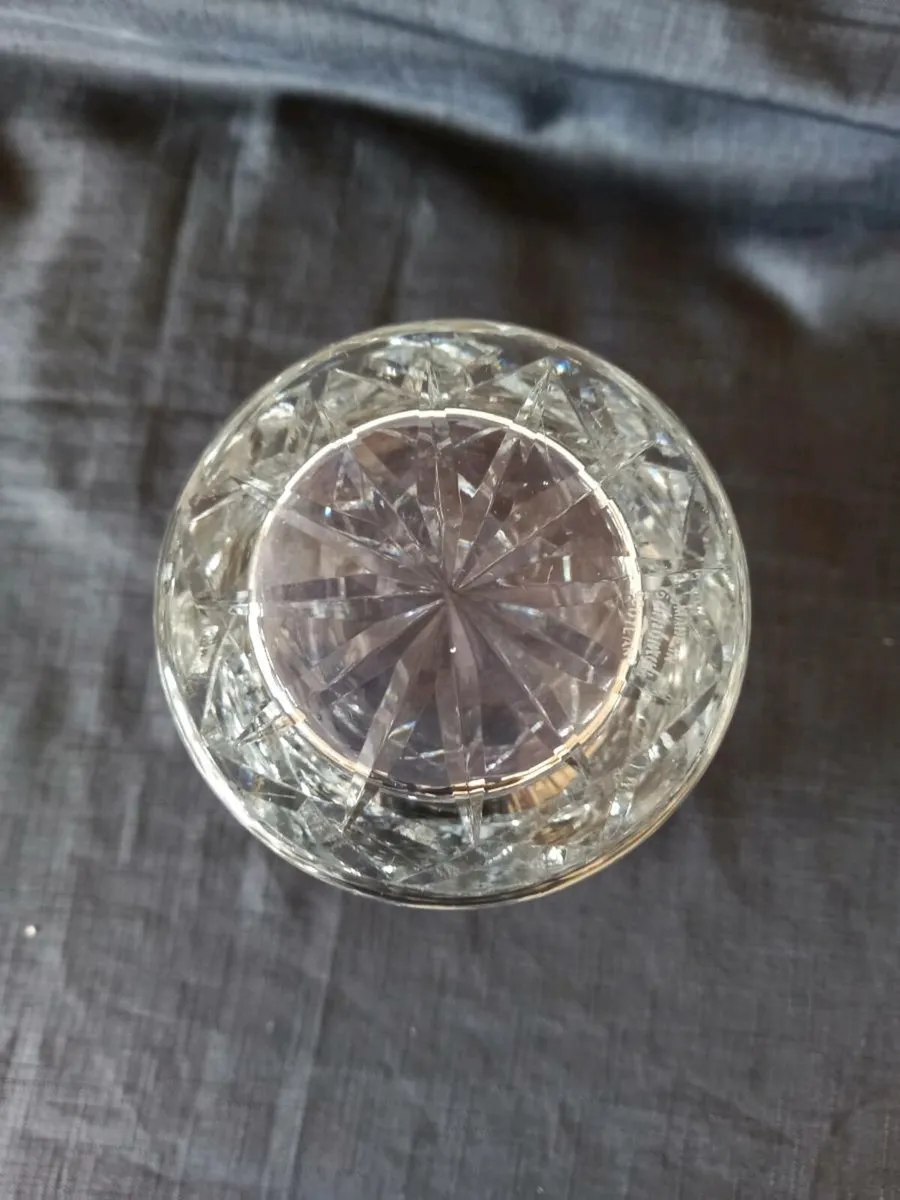 Edinburgh Crystal Vase - Image 3