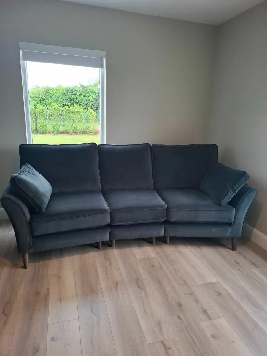 Retro style 4 and 3 seater sofas. - Image 1