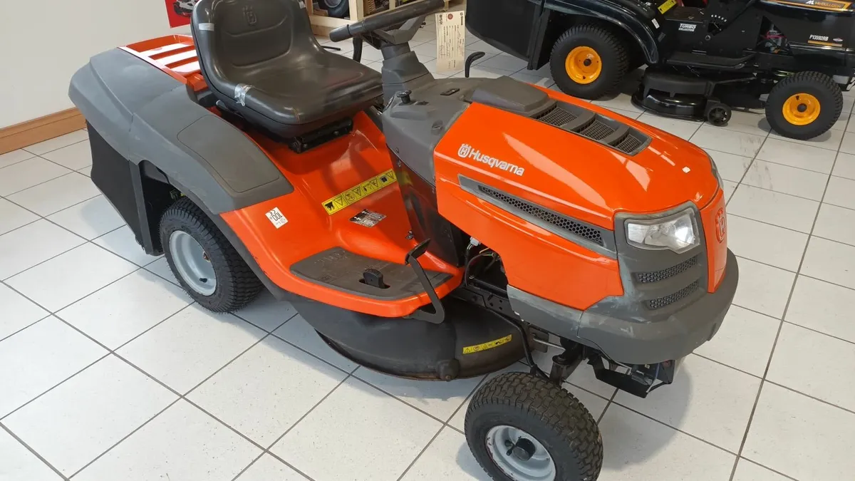 Husqvarna ride on lawnmower - Image 1
