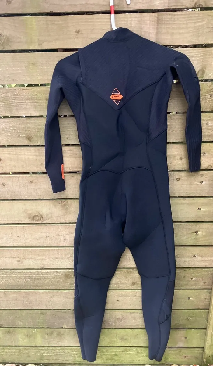 Wetsuit - Image 2
