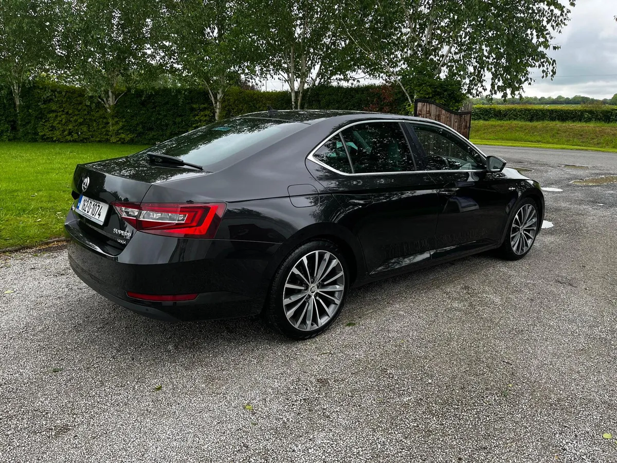 Rare 2016 Skoda Superb L&K 4x4 DSG 190BHP - Image 2