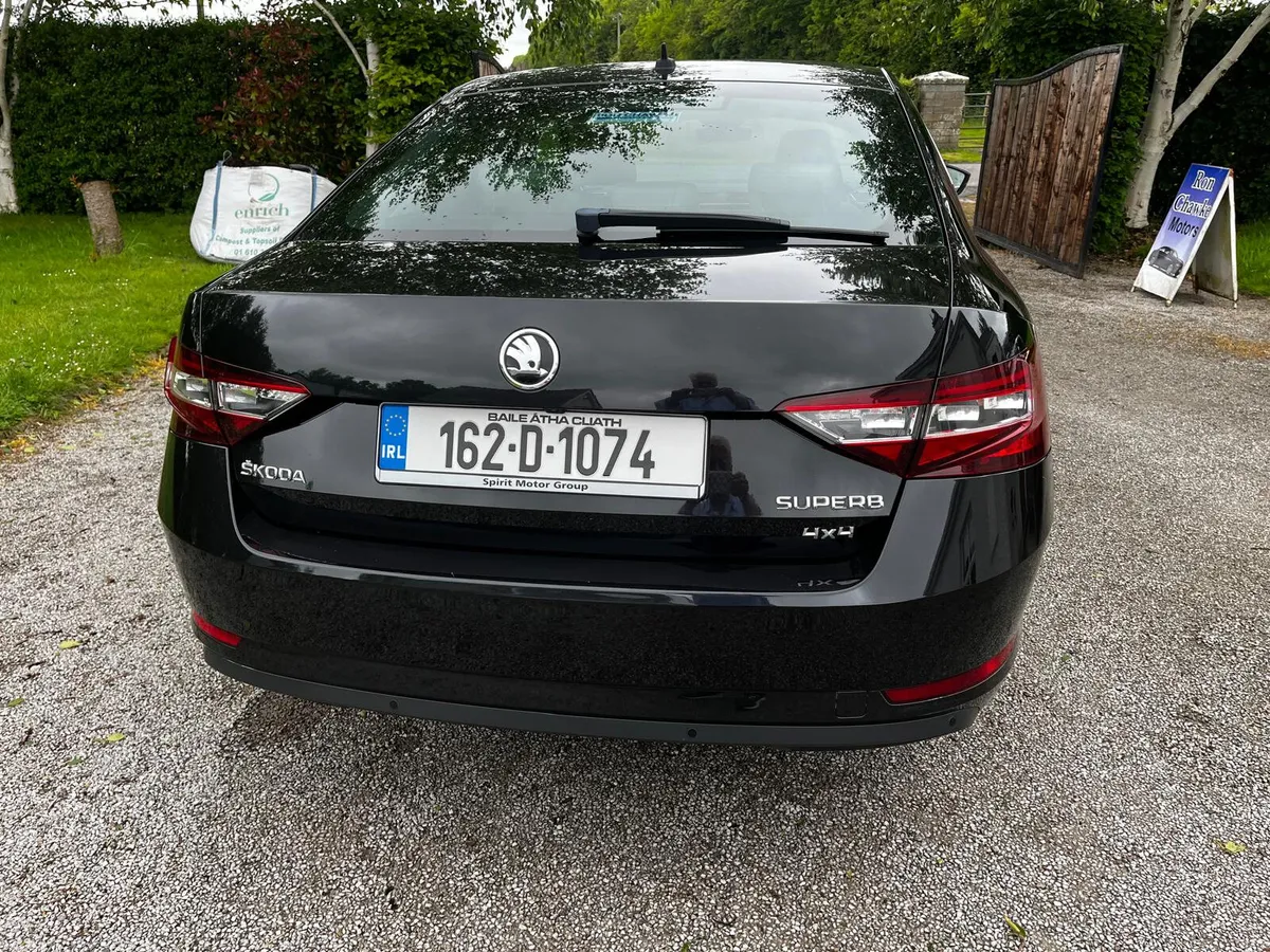 Rare 2016 Skoda Superb L&K 4x4 DSG 190BHP - Image 4