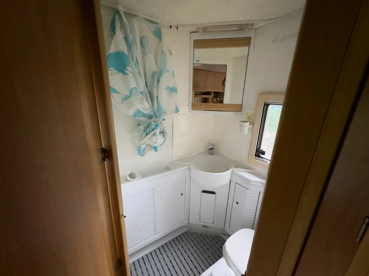 4 Berth Motorhome - Image 2