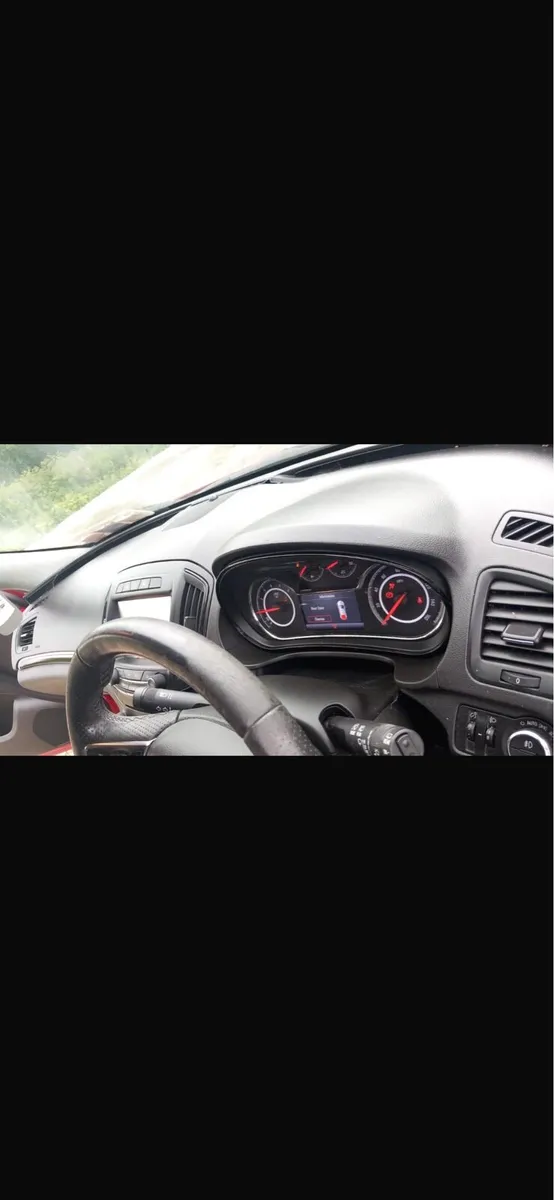 Vauxhall insignia Sri - Image 4