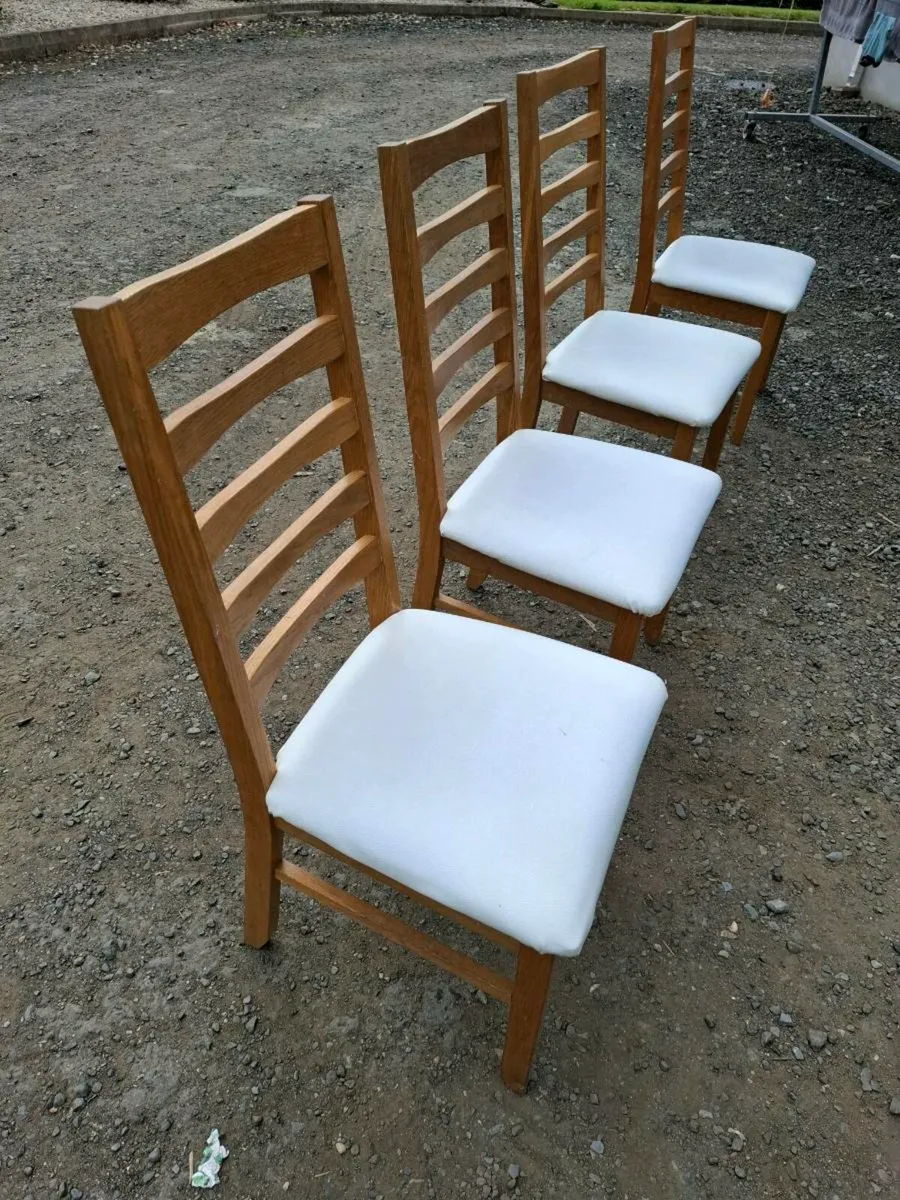 4 x Solid oak dining chairs - Image 2