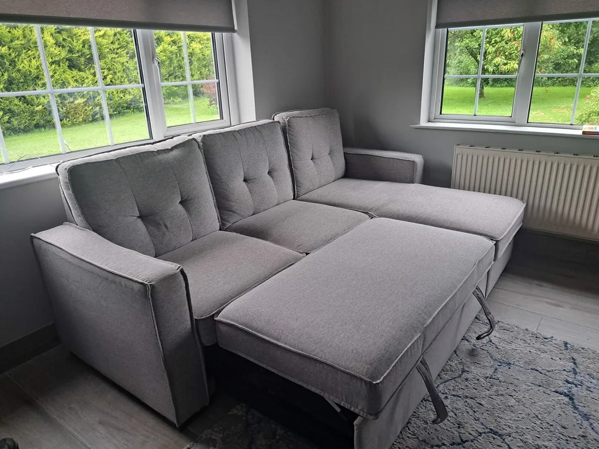 Couch - Image 3