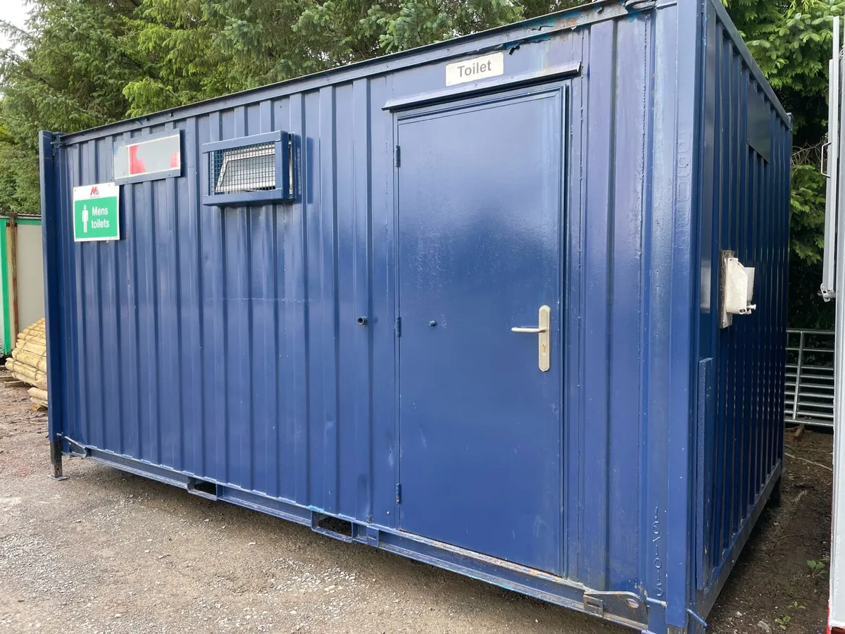 Toilet block unit - Image 2