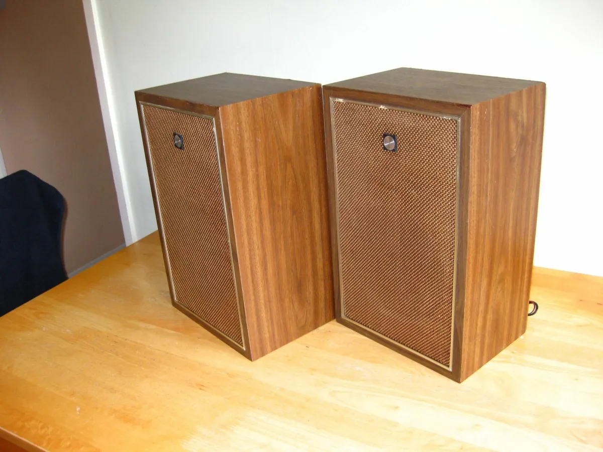 Pair Of Vintage ONKYO Speakers - Japan. - Image 3