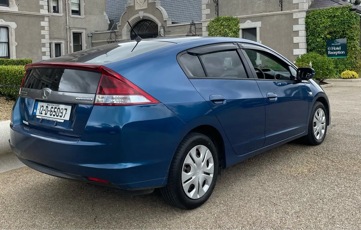 Honda Insight ( Showroom Condition & Low Kms) - Image 3