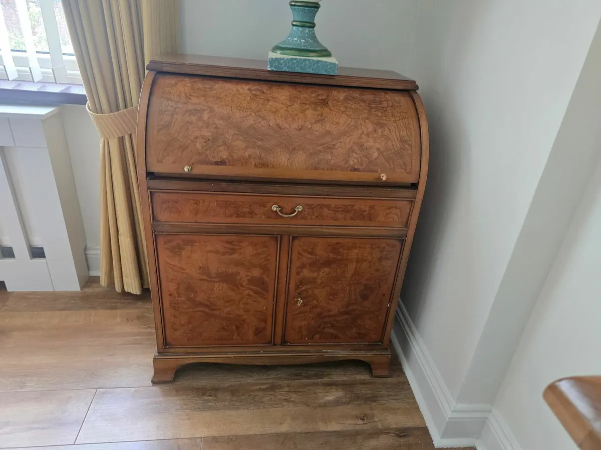 Writing desk - Image 1